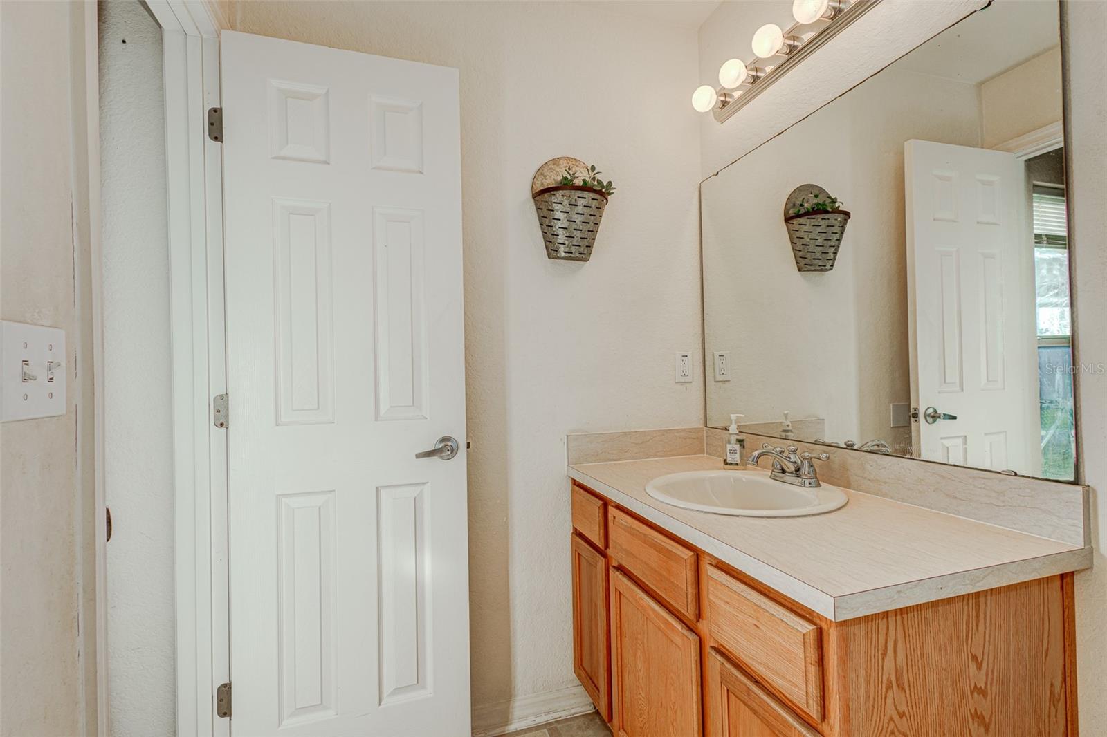 WIND MEADOWS - Residential