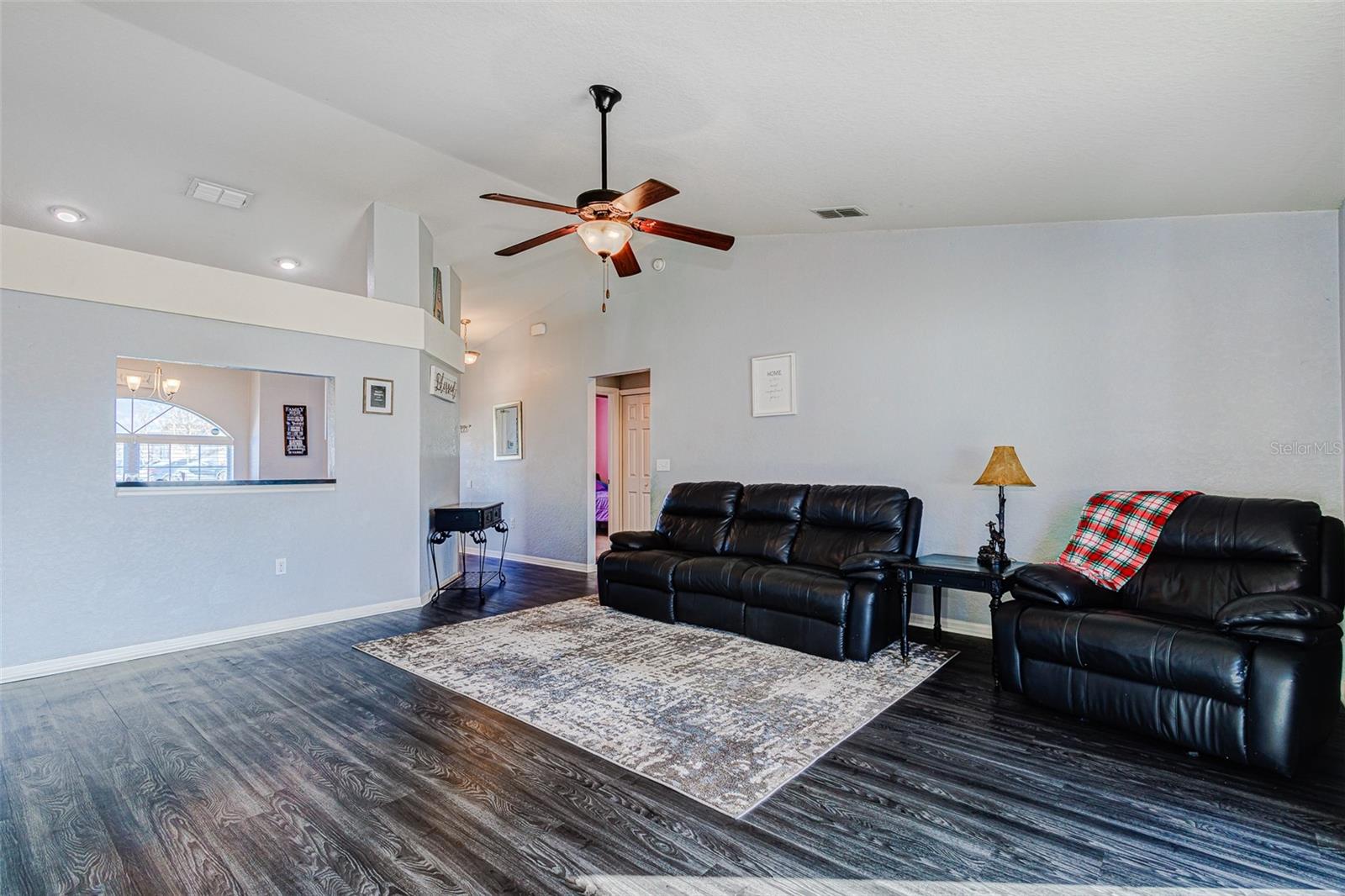 WIND MEADOWS - Residential