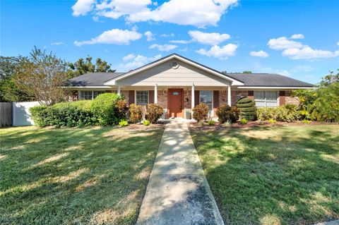 A home in APOPKA