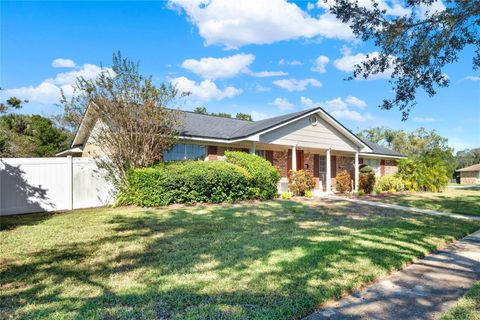 A home in APOPKA