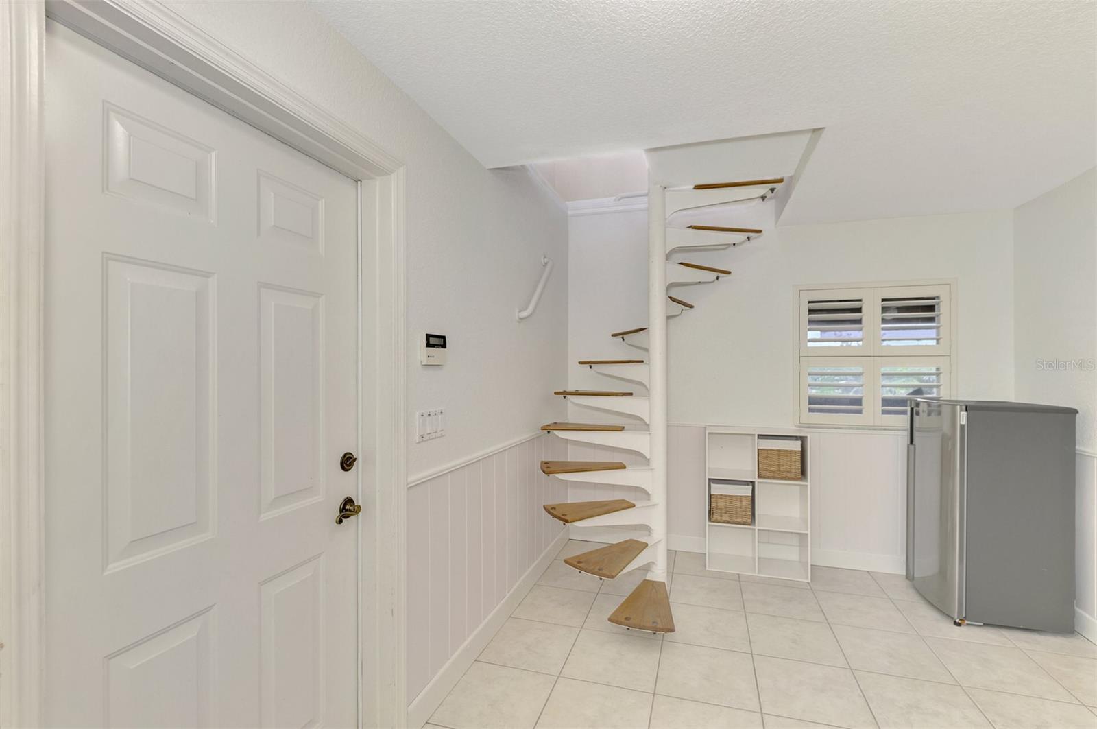 OXFORD MANOR - Residential Lease