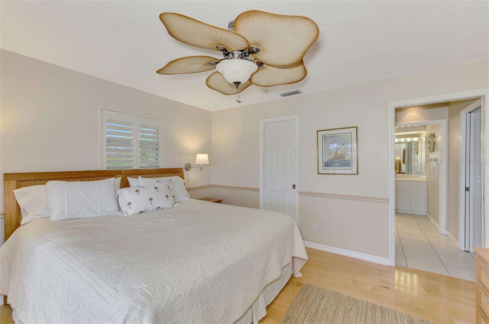 OXFORD MANOR - Residential Lease