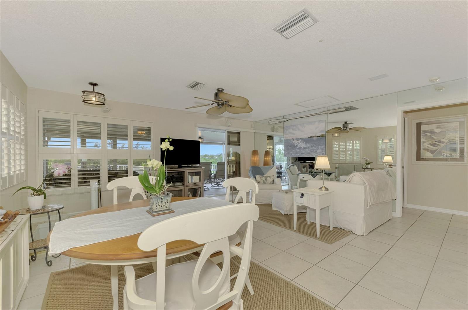 OXFORD MANOR - Residential Lease