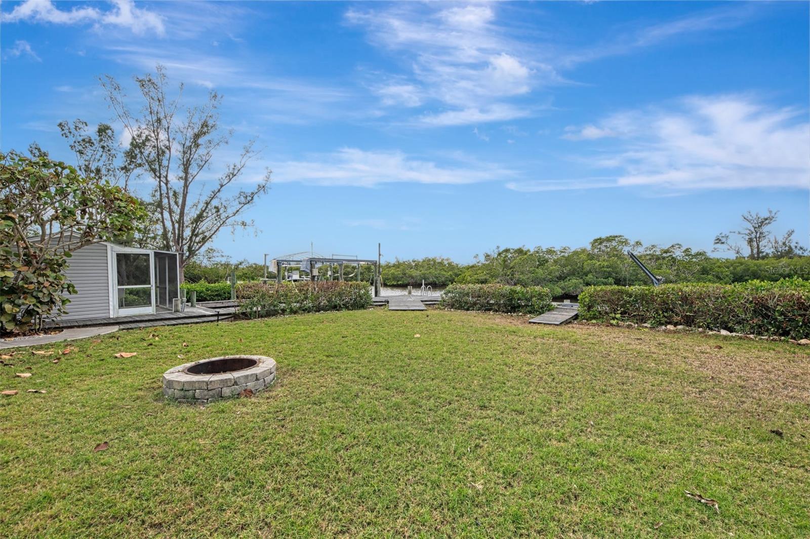 OXFORD MANOR - Residential Lease