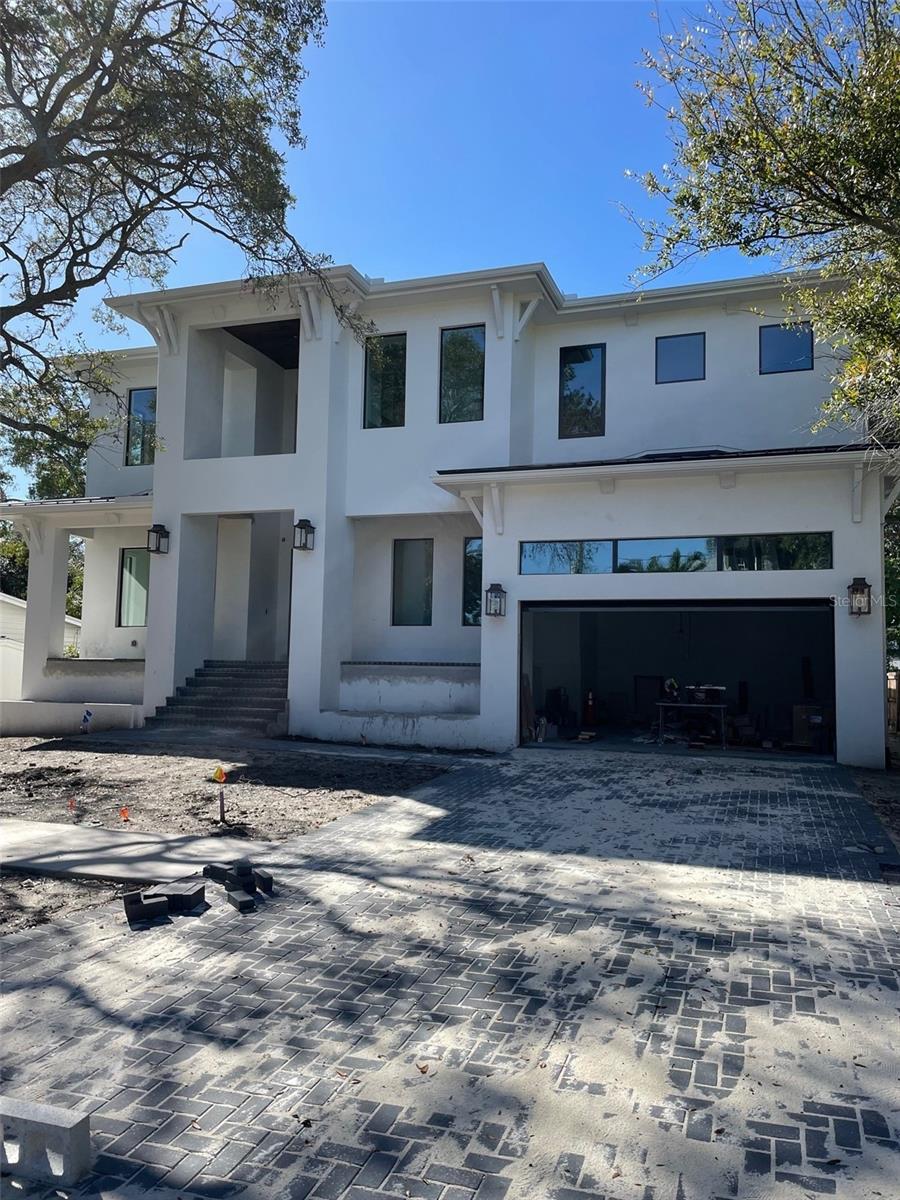 DAVIS ISLANDS - Residential