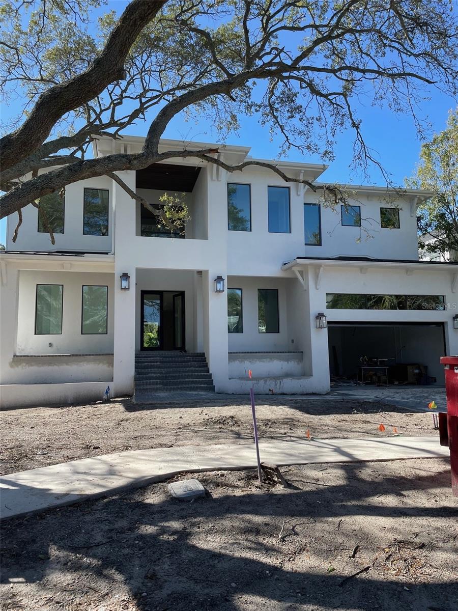 DAVIS ISLANDS - Residential