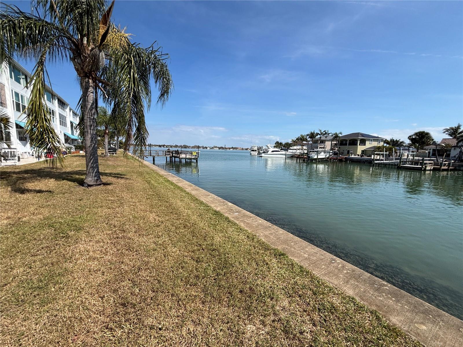 SHORE PLAZA BLDG - Residential