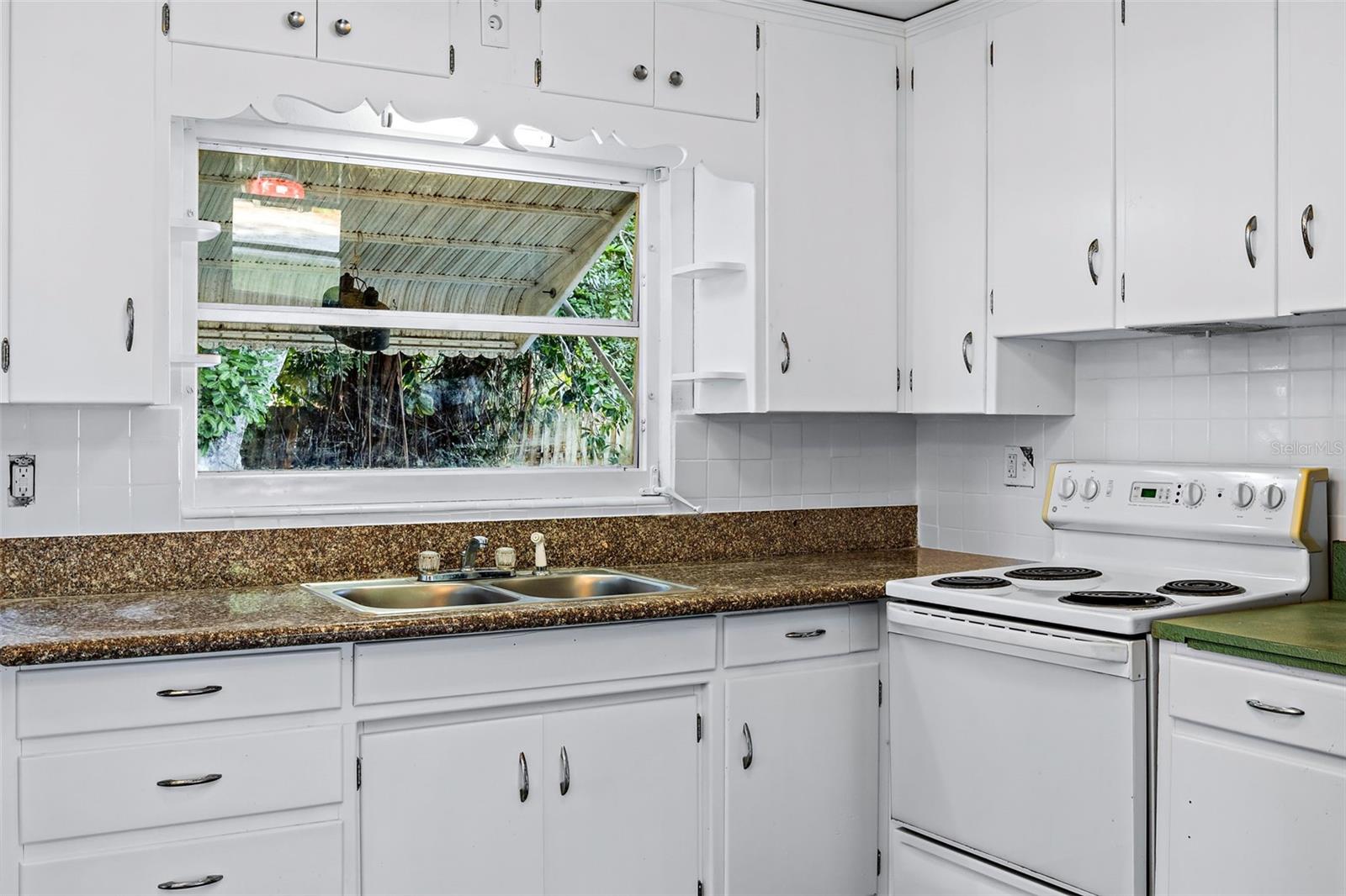 ACREAGE - Residential