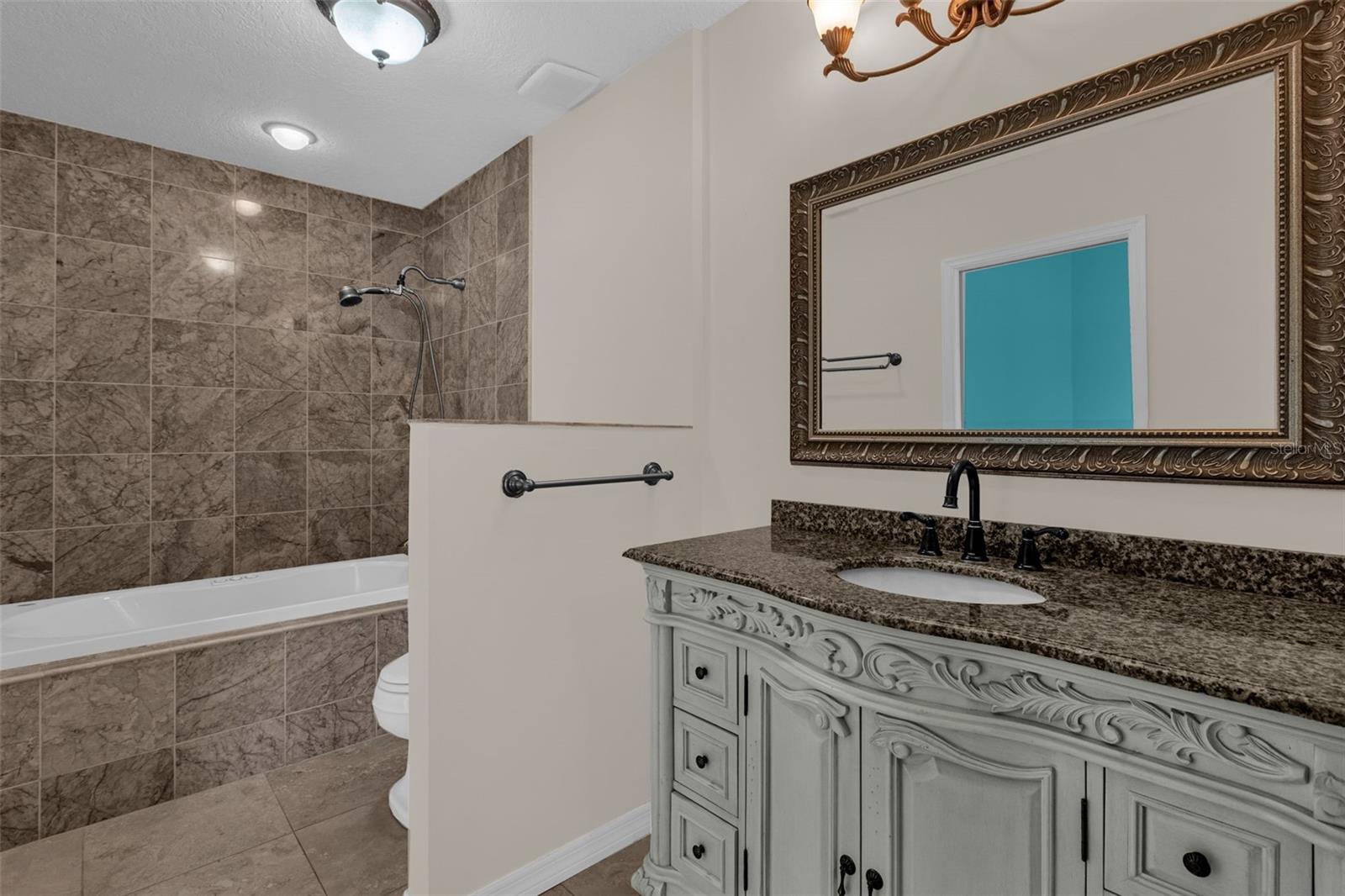 KILLARNEY BAY CONDO - Residential