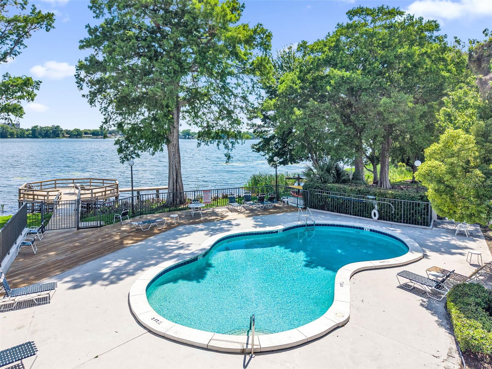 KILLARNEY BAY CONDO - Residential