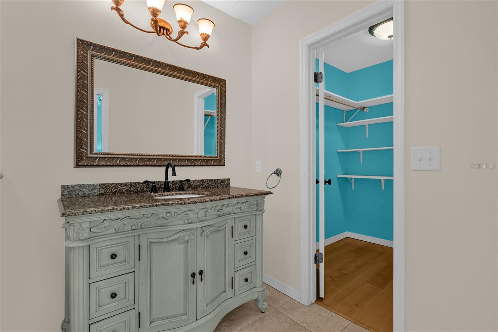 KILLARNEY BAY CONDO - Residential