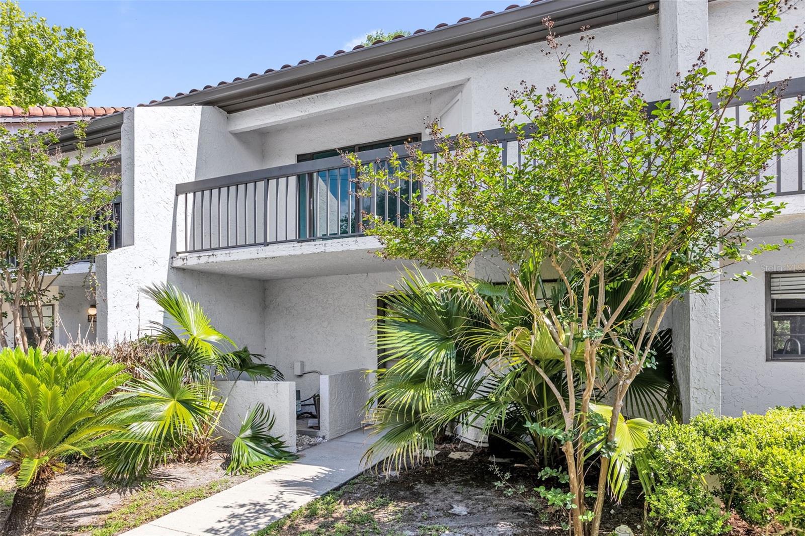 KILLARNEY BAY CONDO - Residential