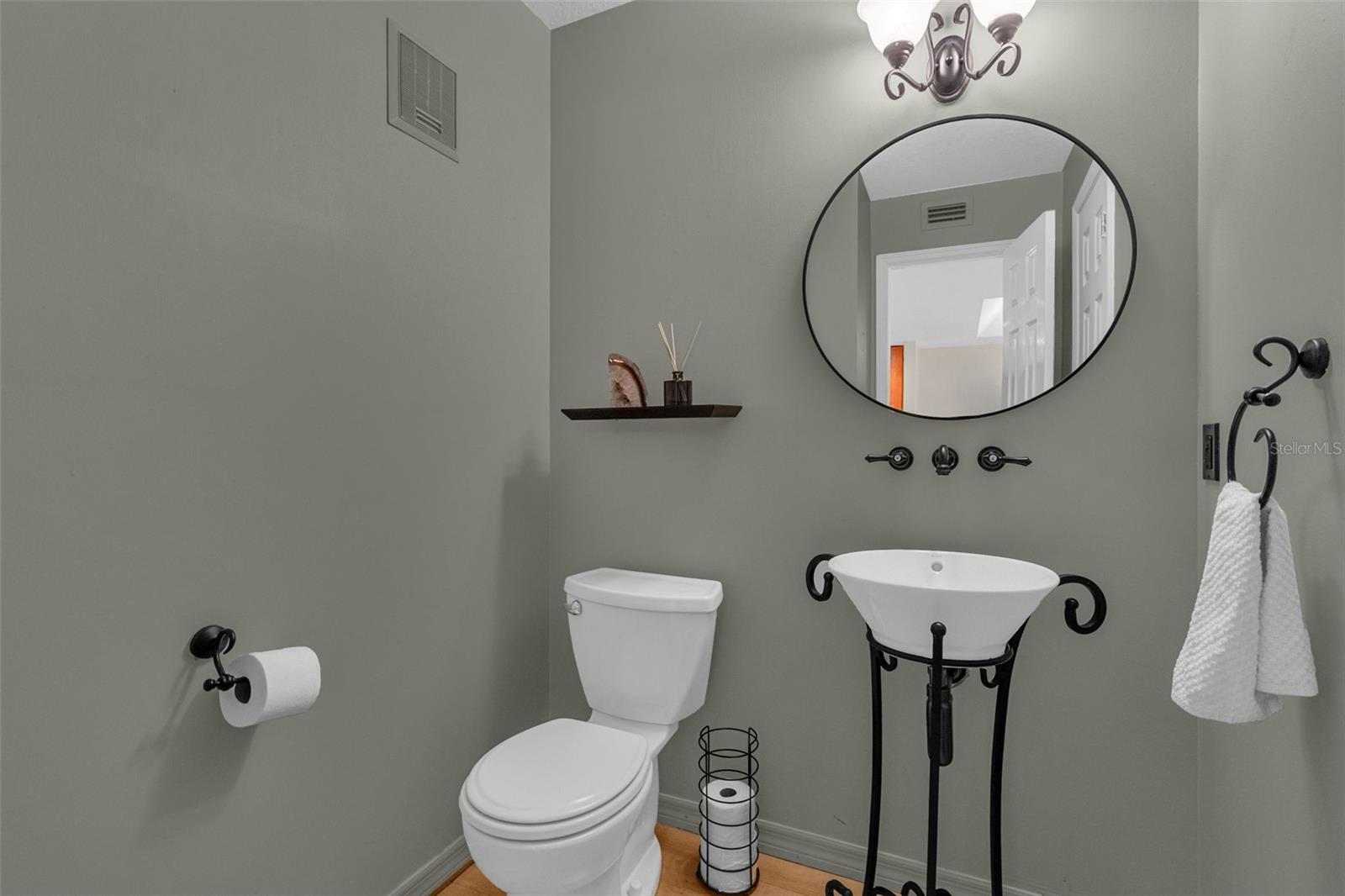 KILLARNEY BAY CONDO - Residential