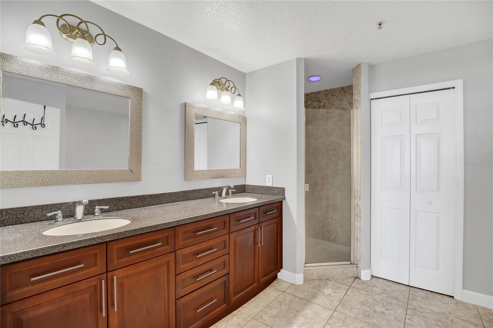 PROMENADE PH 2 - Residential