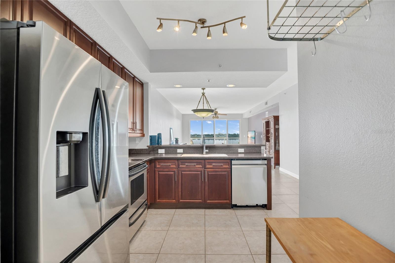 PROMENADE PH 2 - Residential