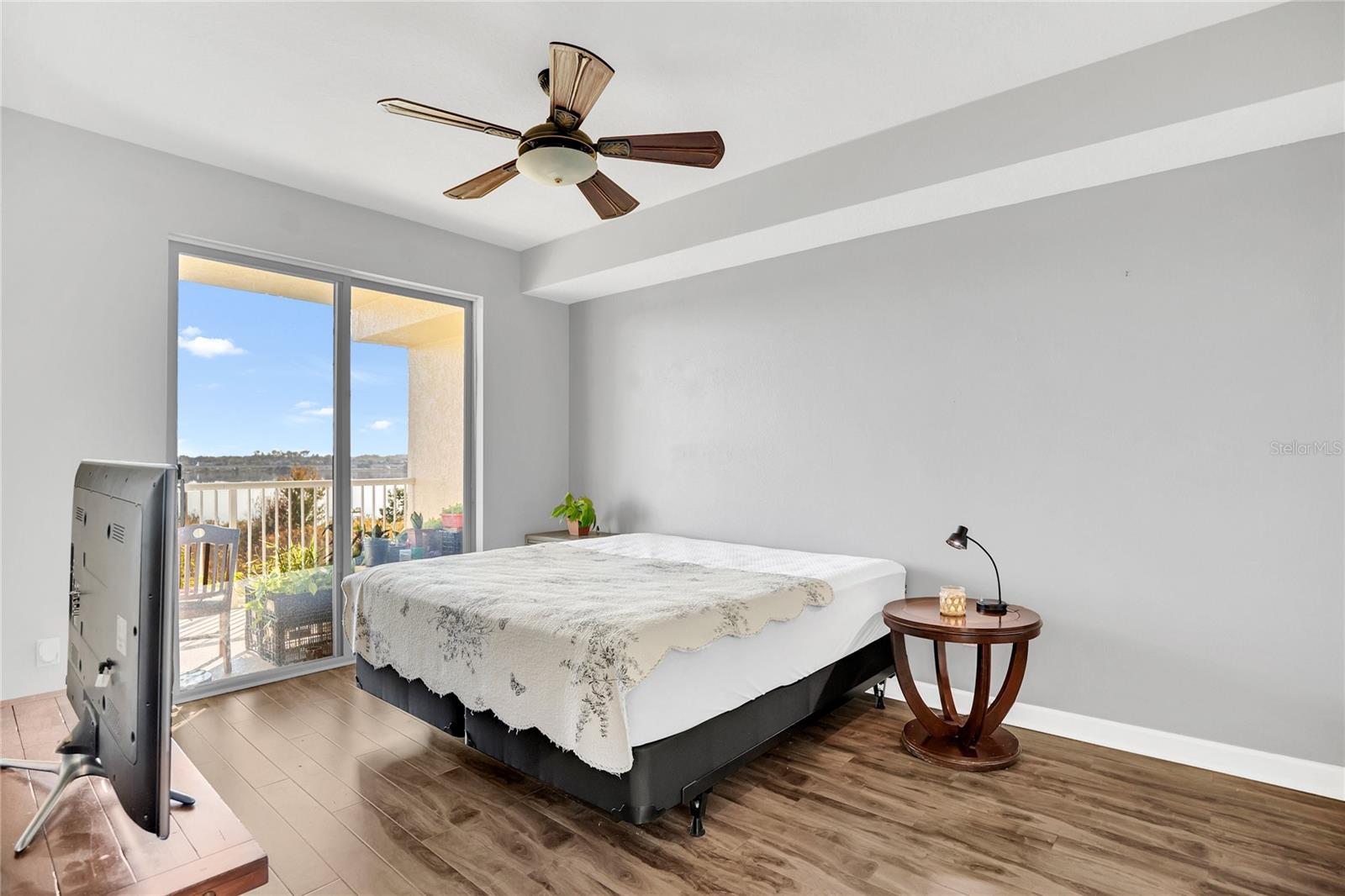 PROMENADE PH 2 - Residential