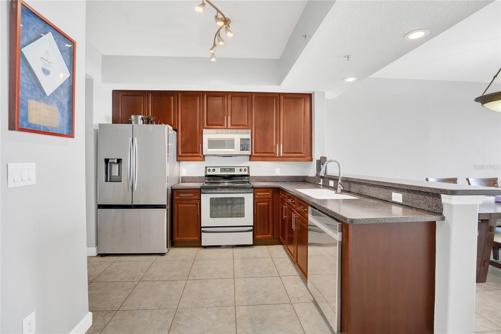 PROMENADE PH 2 - Residential