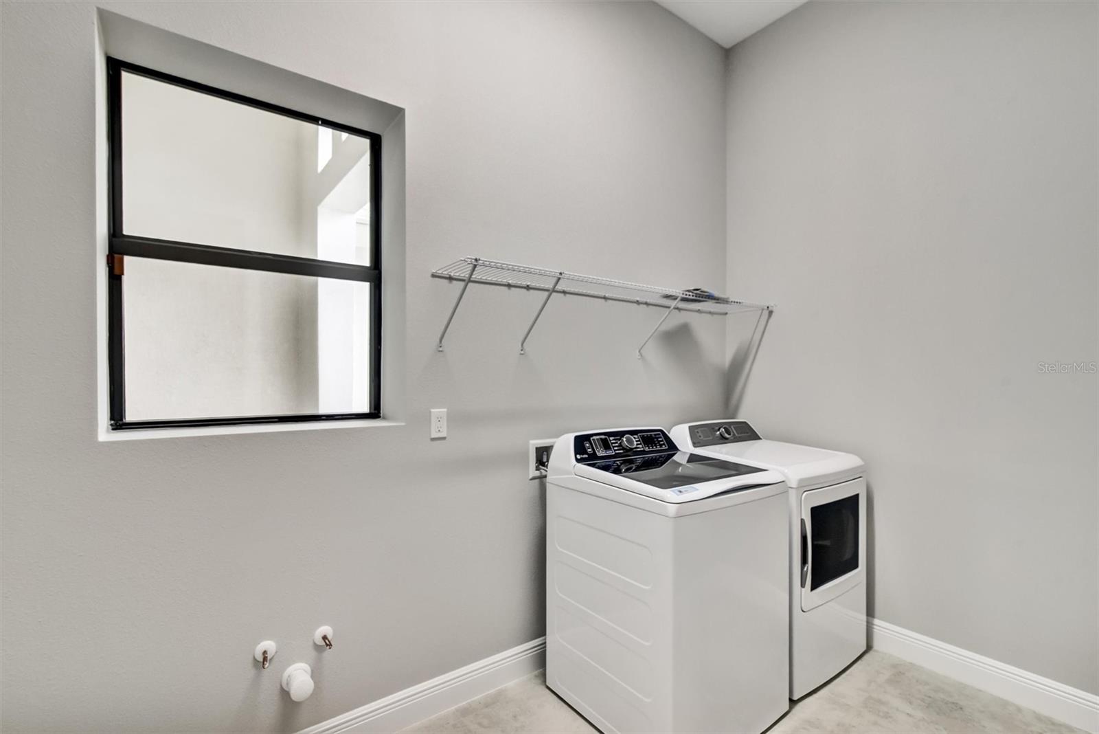 ARTISTRY - Residential Lease