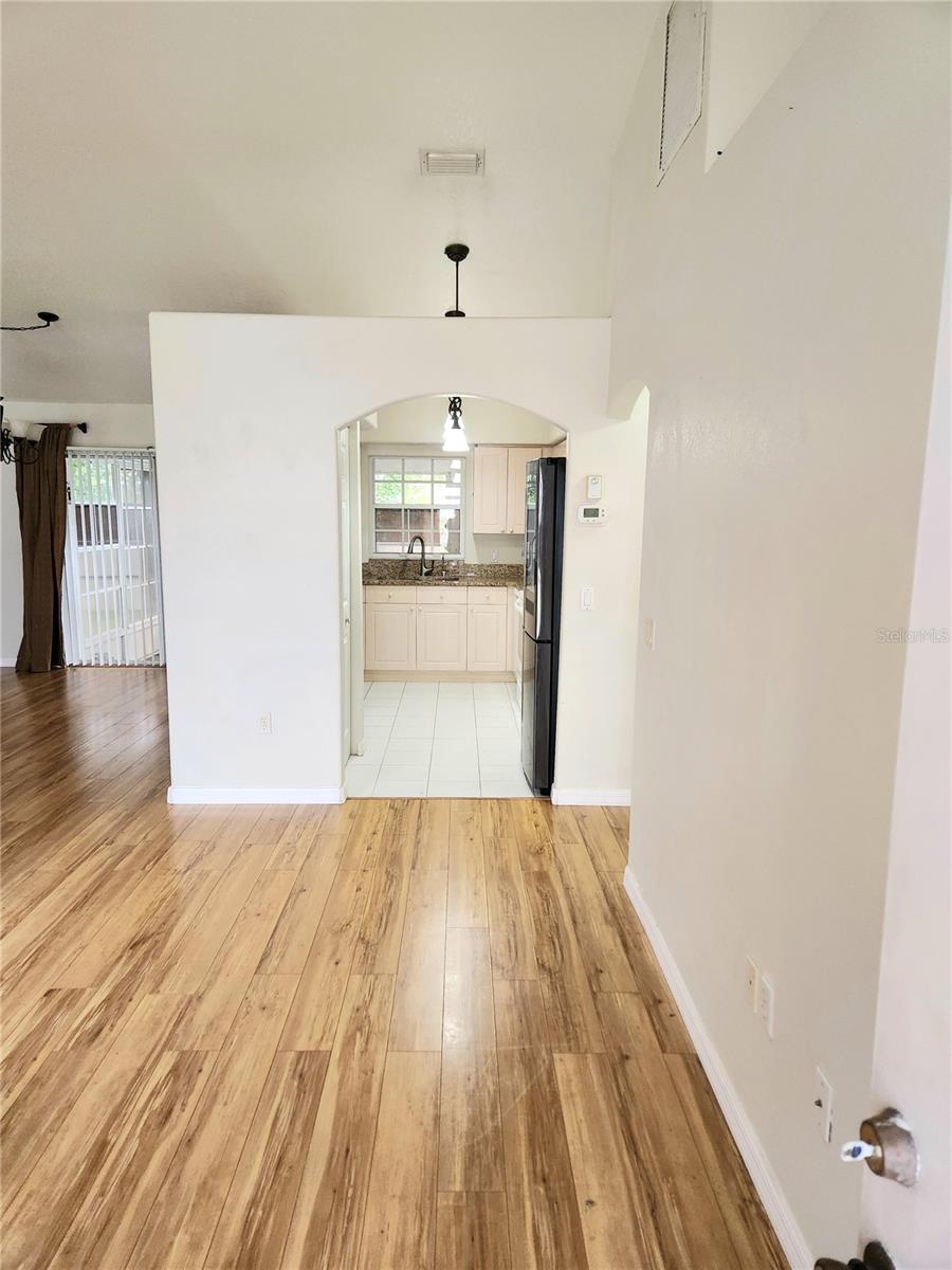 SOUTH VENICE - Residential Lease