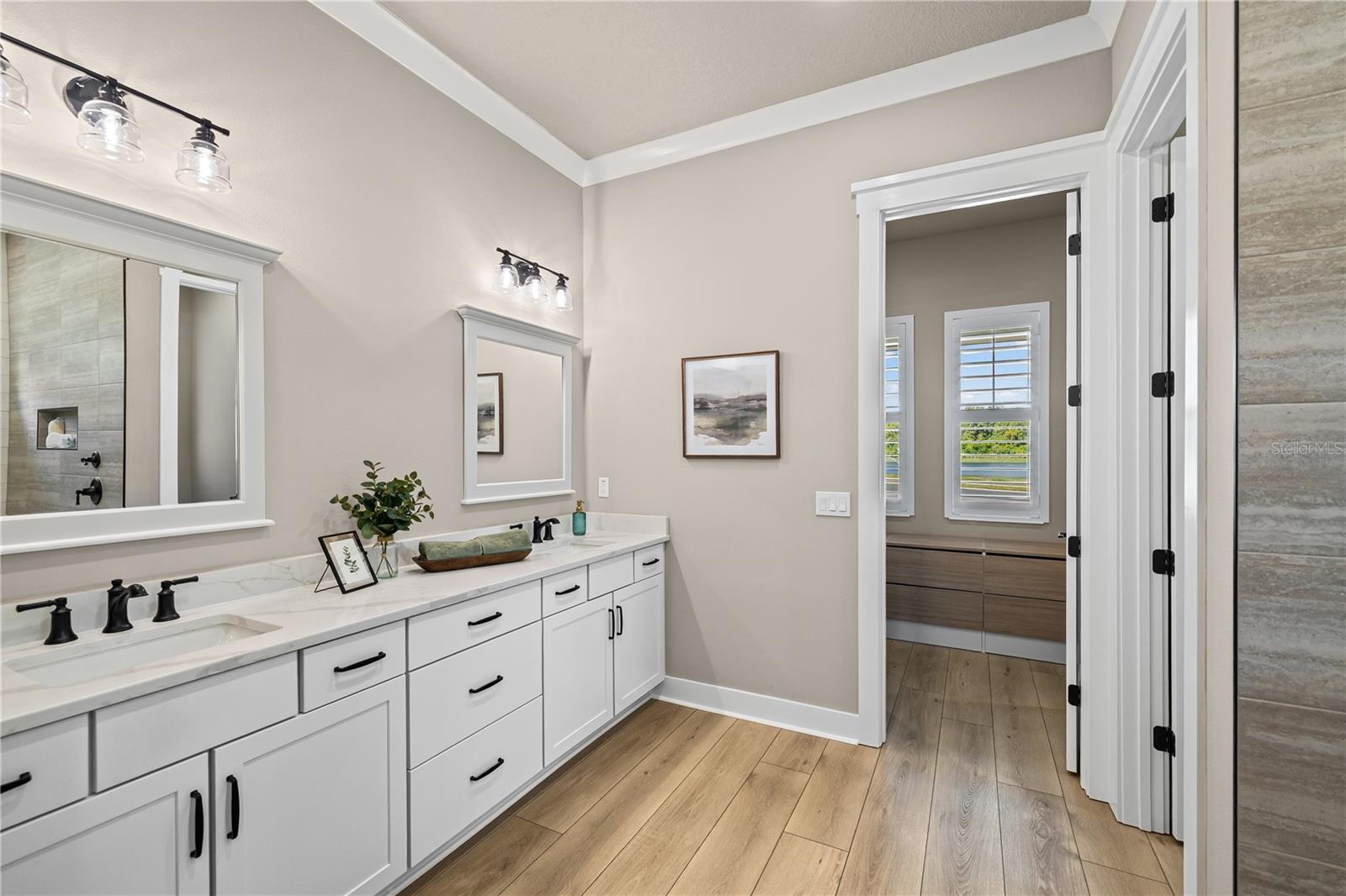 NORTH LAKE ESTATES - Residential