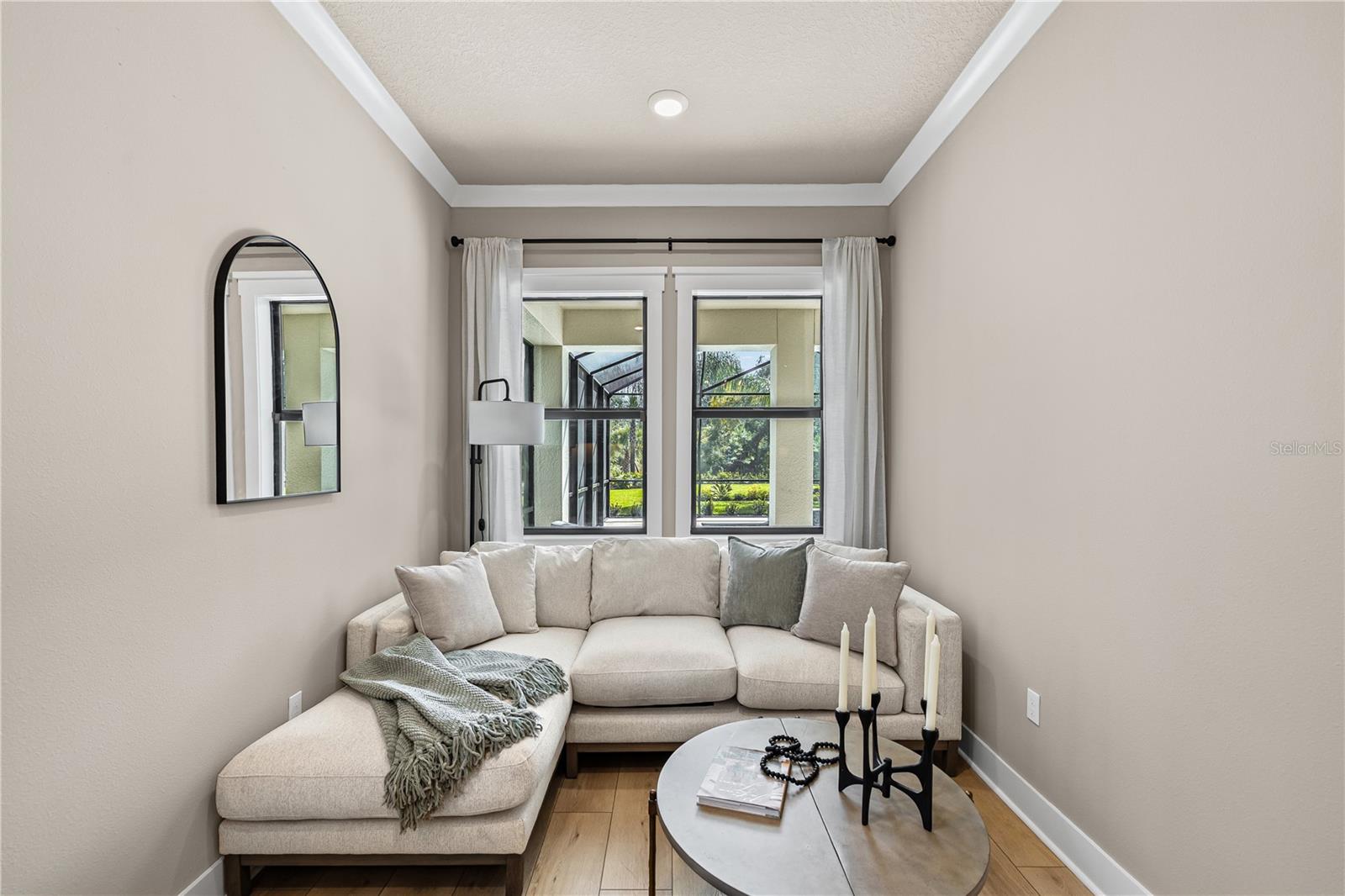 NORTH LAKE ESTATES - Residential