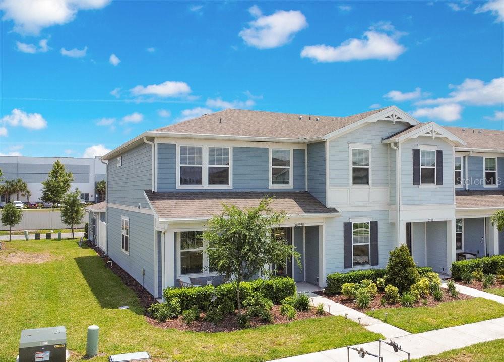 10940 LEAFSHORE LOOP