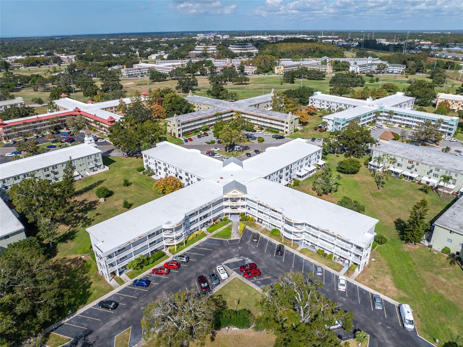 ON TOP OF THE WORLD - Residential