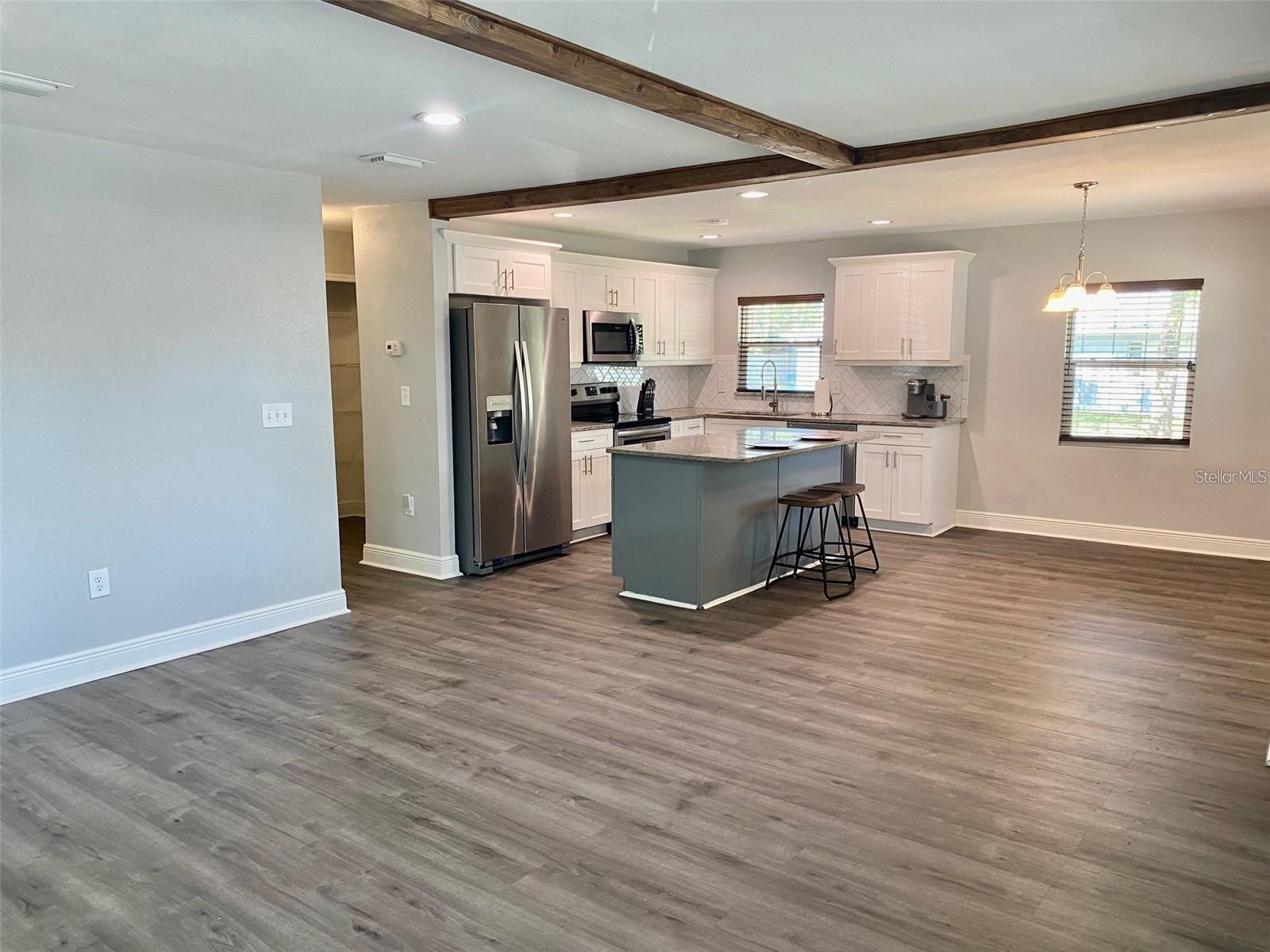 DREWS JOHN H SUB BLKS 1 TO 10 - Residential Lease
