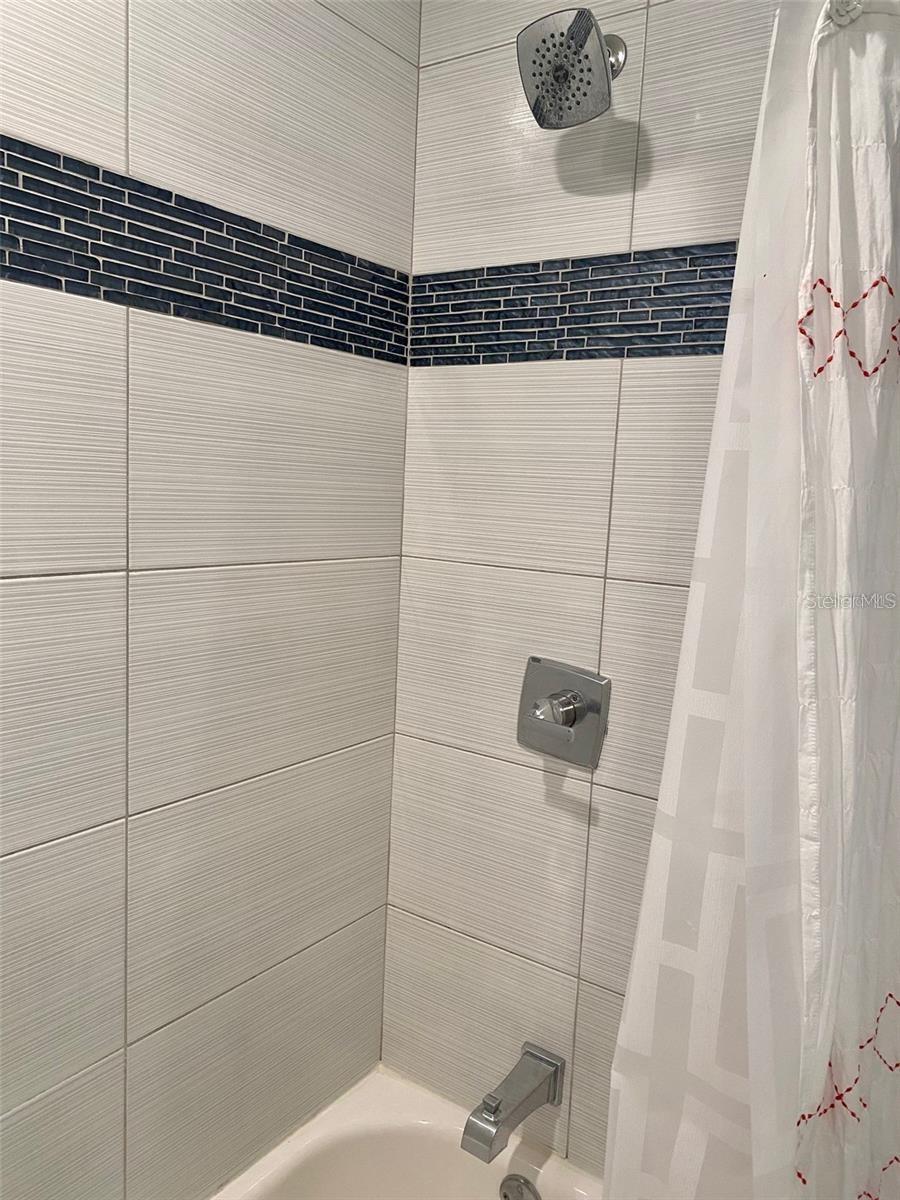 DREWS JOHN H SUB BLKS 1 TO 10 - Residential Lease