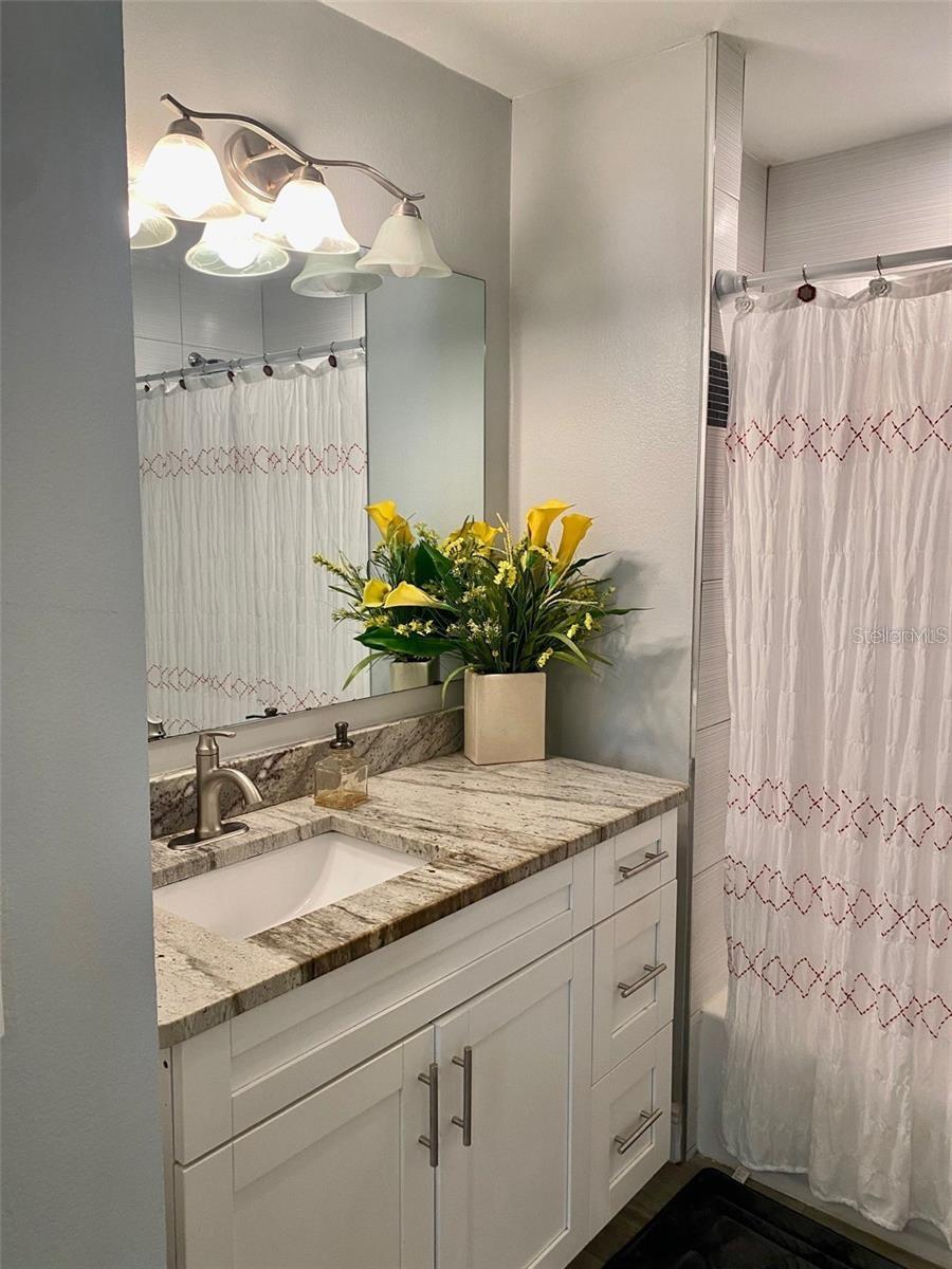 DREWS JOHN H SUB BLKS 1 TO 10 - Residential Lease