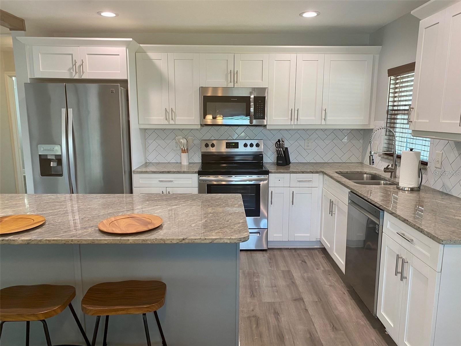 DREWS JOHN H SUB BLKS 1 TO 10 - Residential Lease