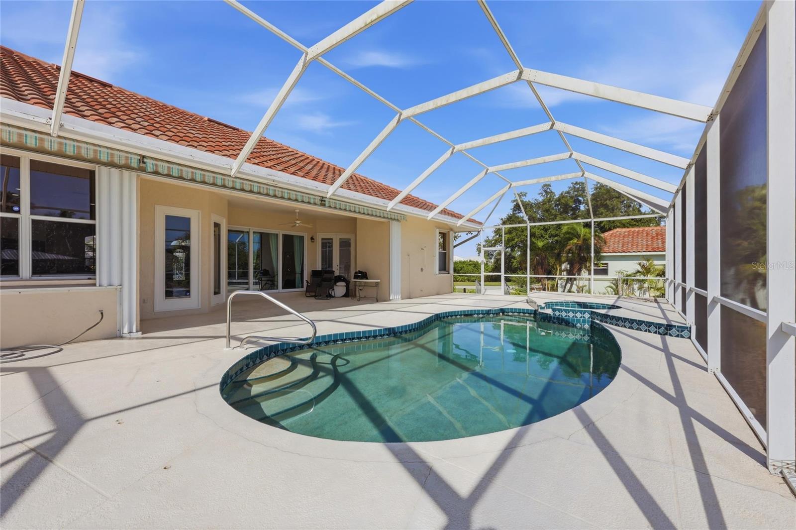 CAPE HAZE WINDWARD - Residential