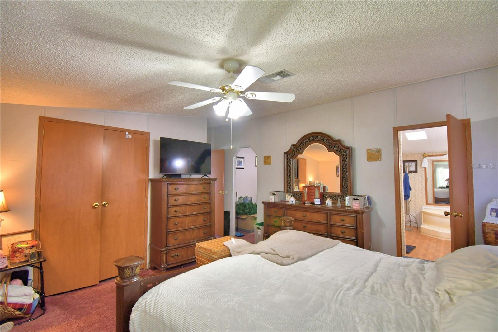 OAKRIDGE ESTATES - Residential