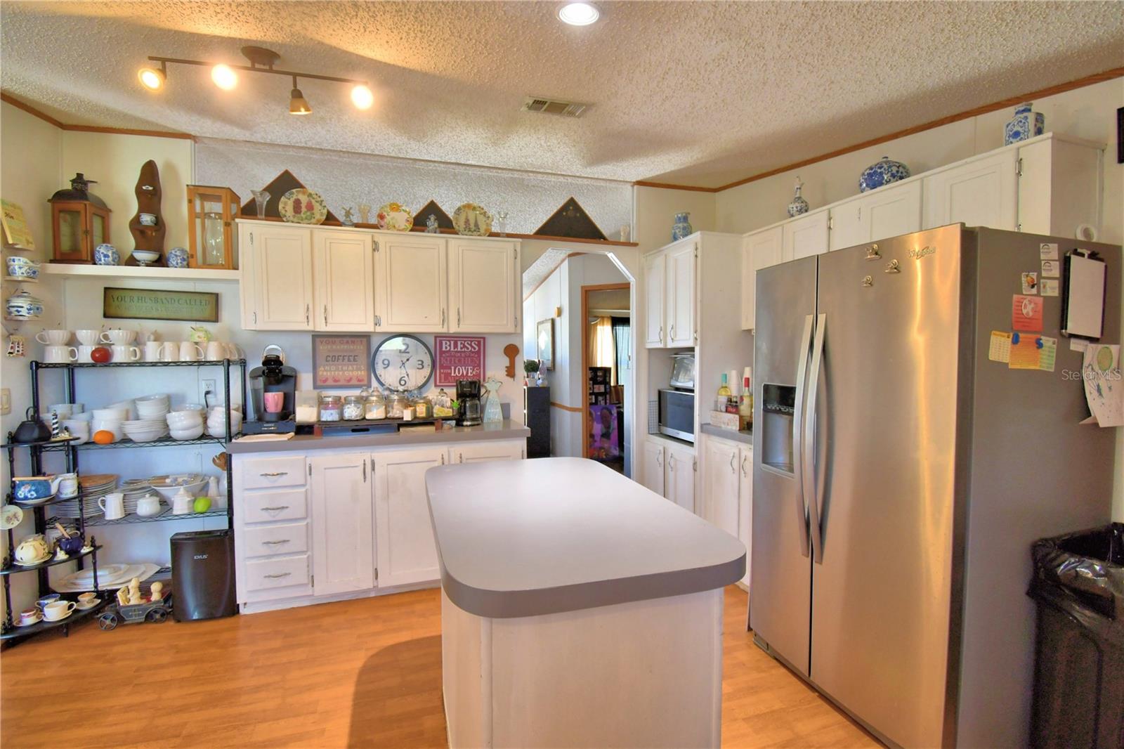 OAKRIDGE ESTATES - Residential