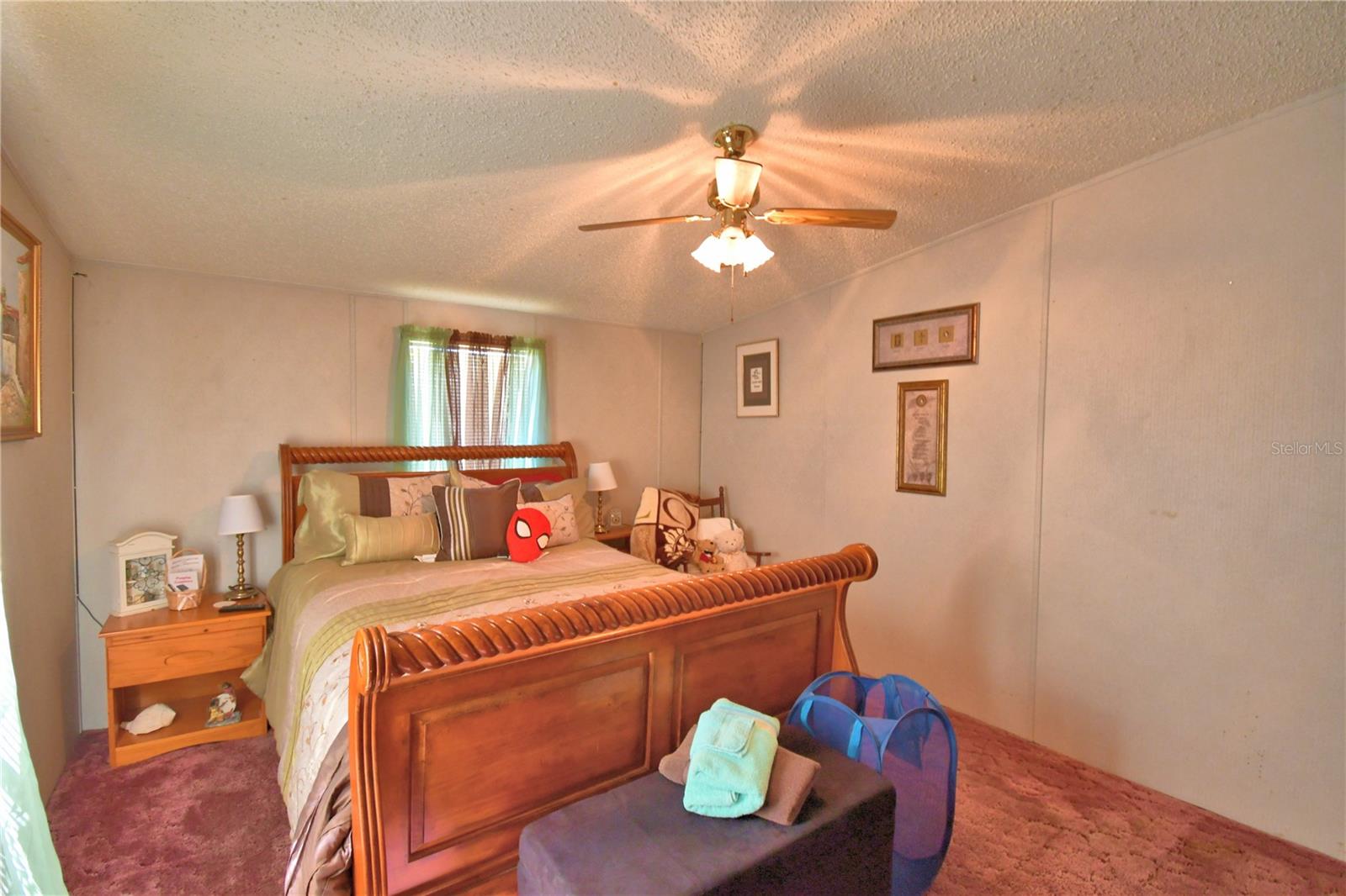 OAKRIDGE ESTATES - Residential