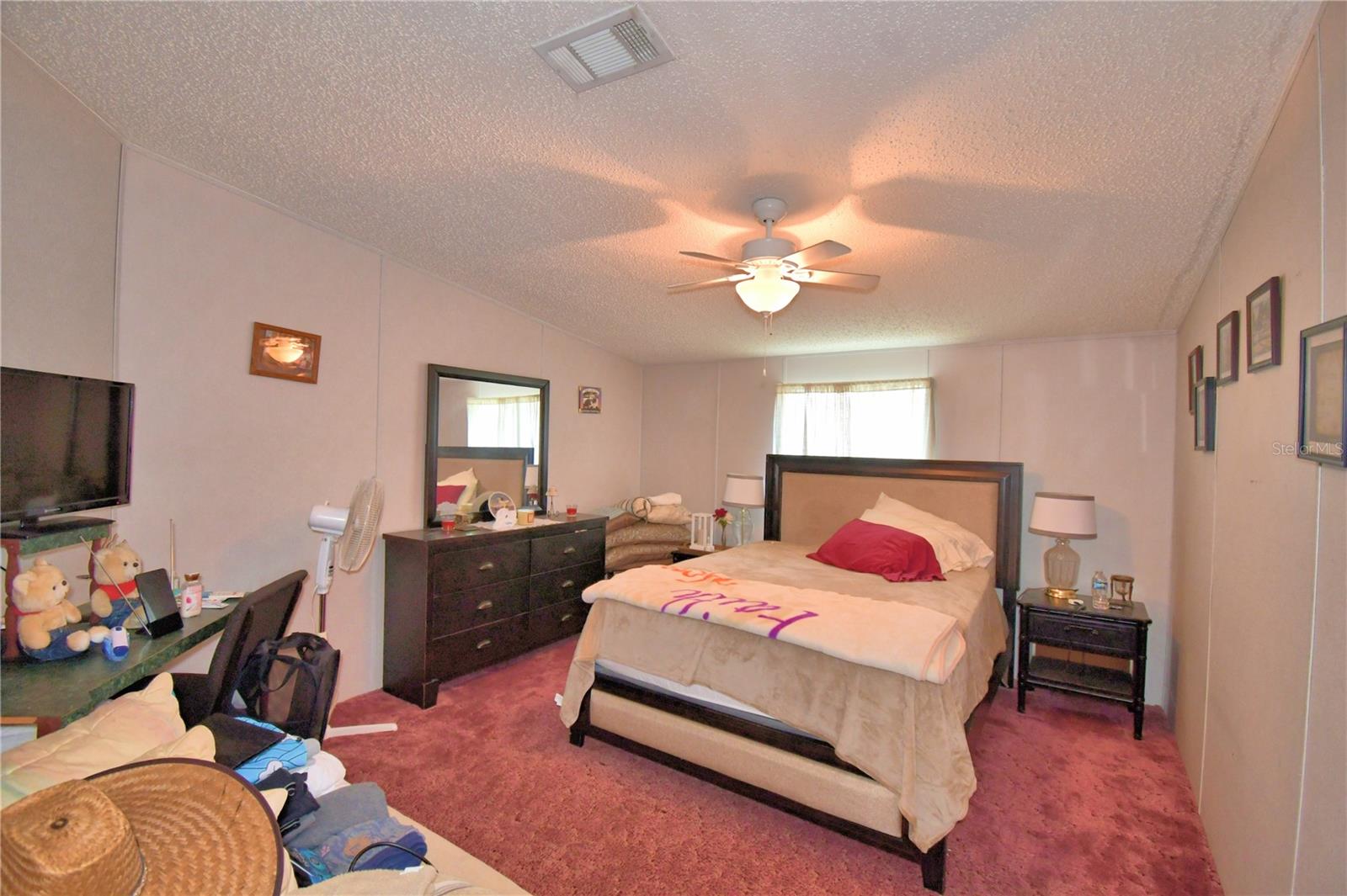 OAKRIDGE ESTATES - Residential