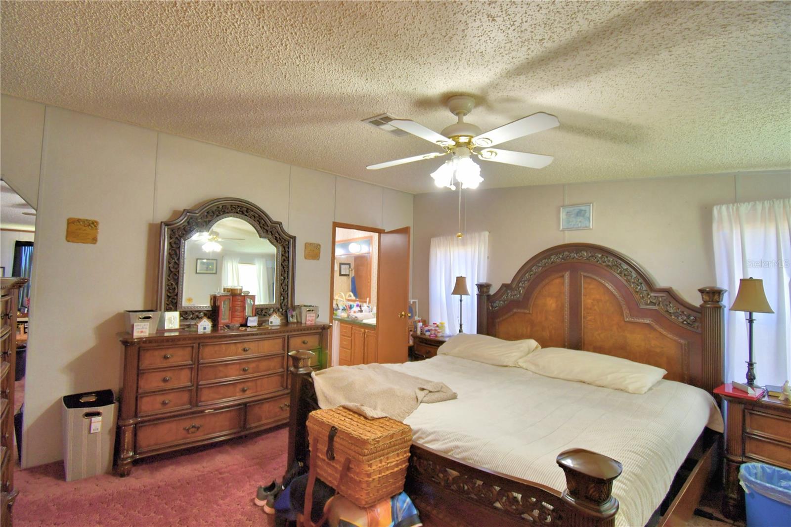 OAKRIDGE ESTATES - Residential