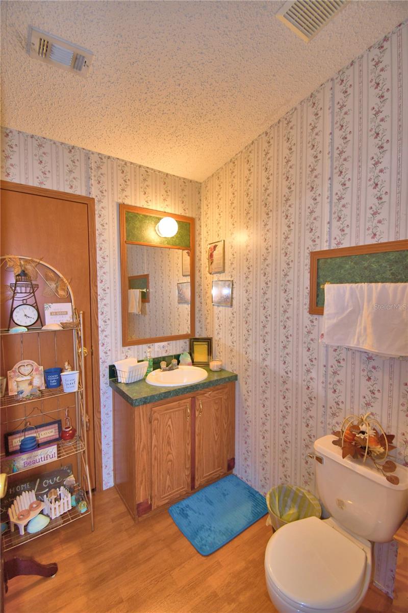 OAKRIDGE ESTATES - Residential