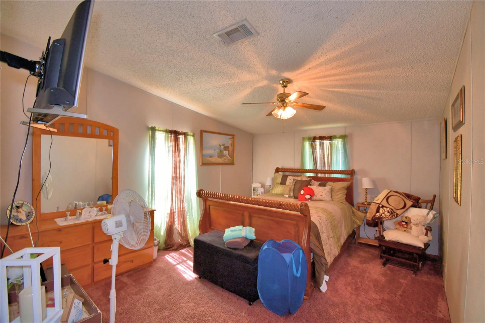 OAKRIDGE ESTATES - Residential