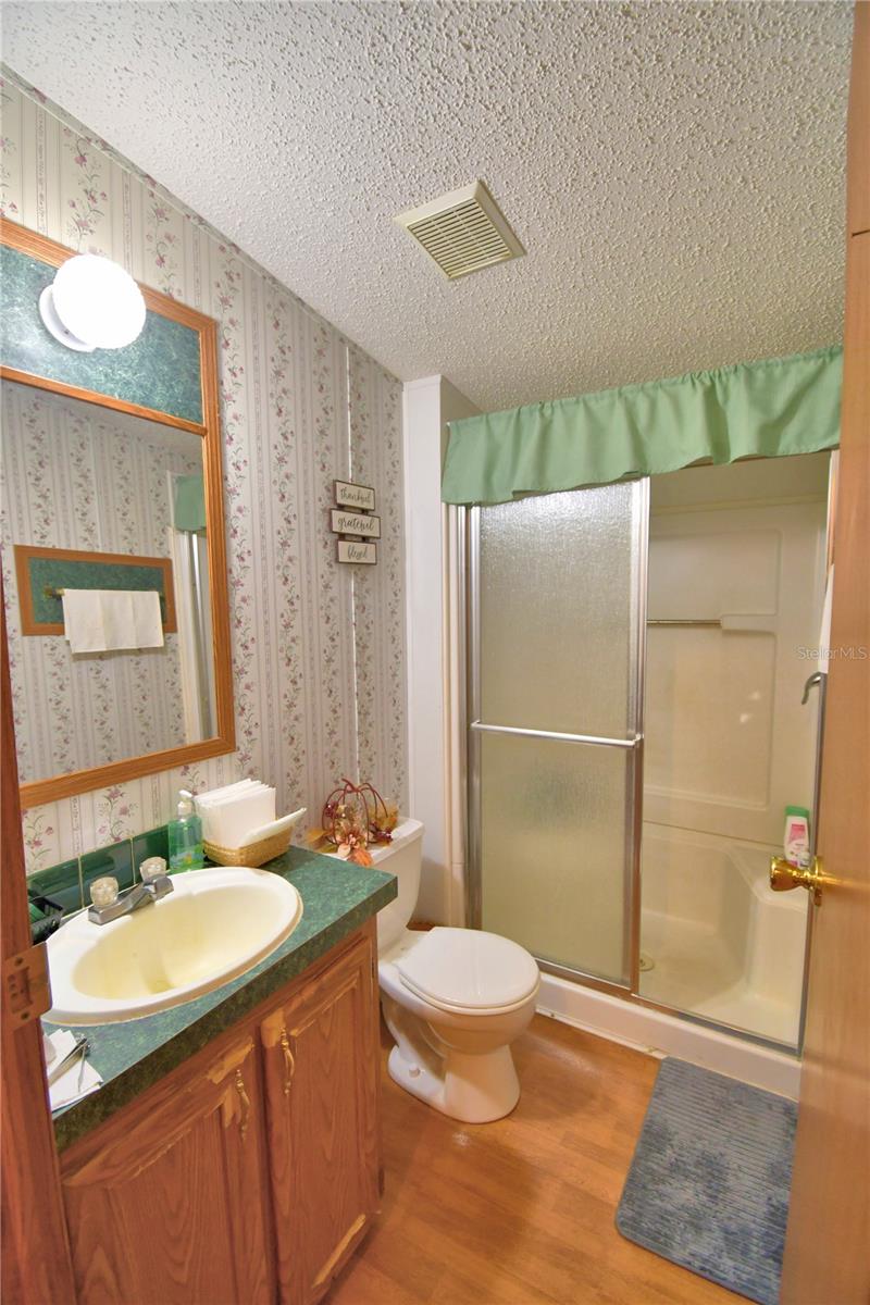 OAKRIDGE ESTATES - Residential