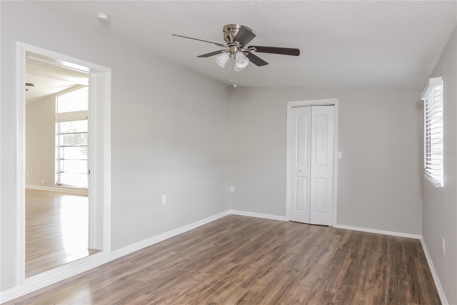 KENSINGTON PARK - Residential Lease