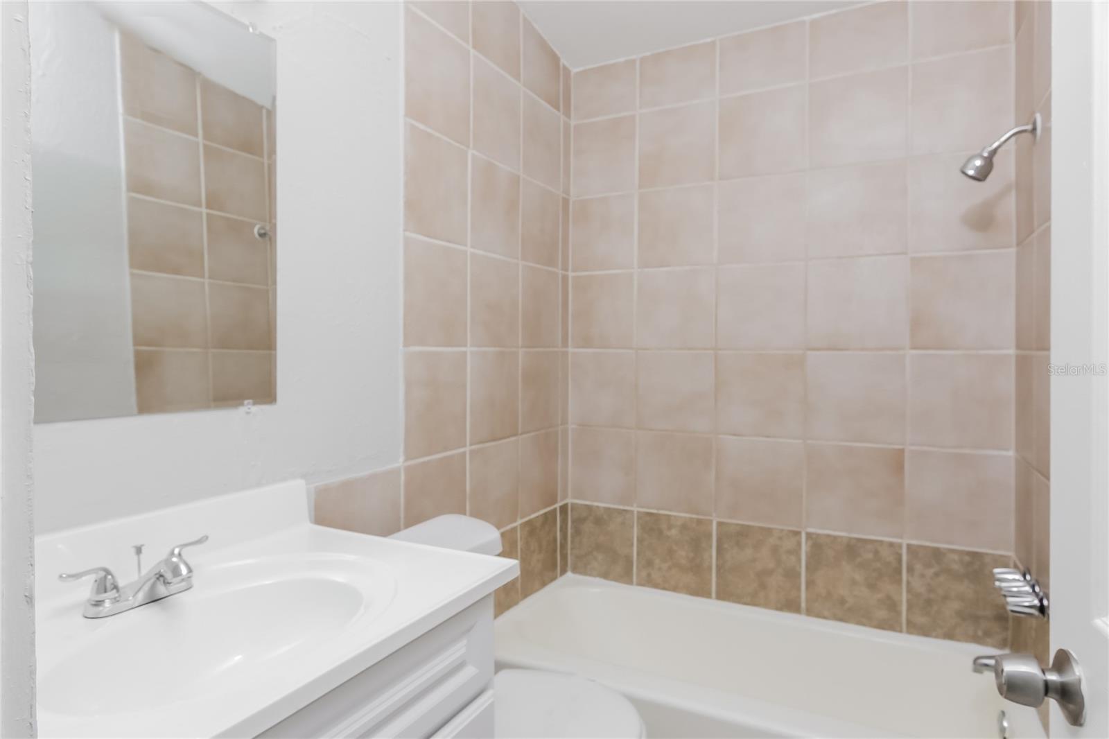 KENSINGTON PARK - Residential Lease