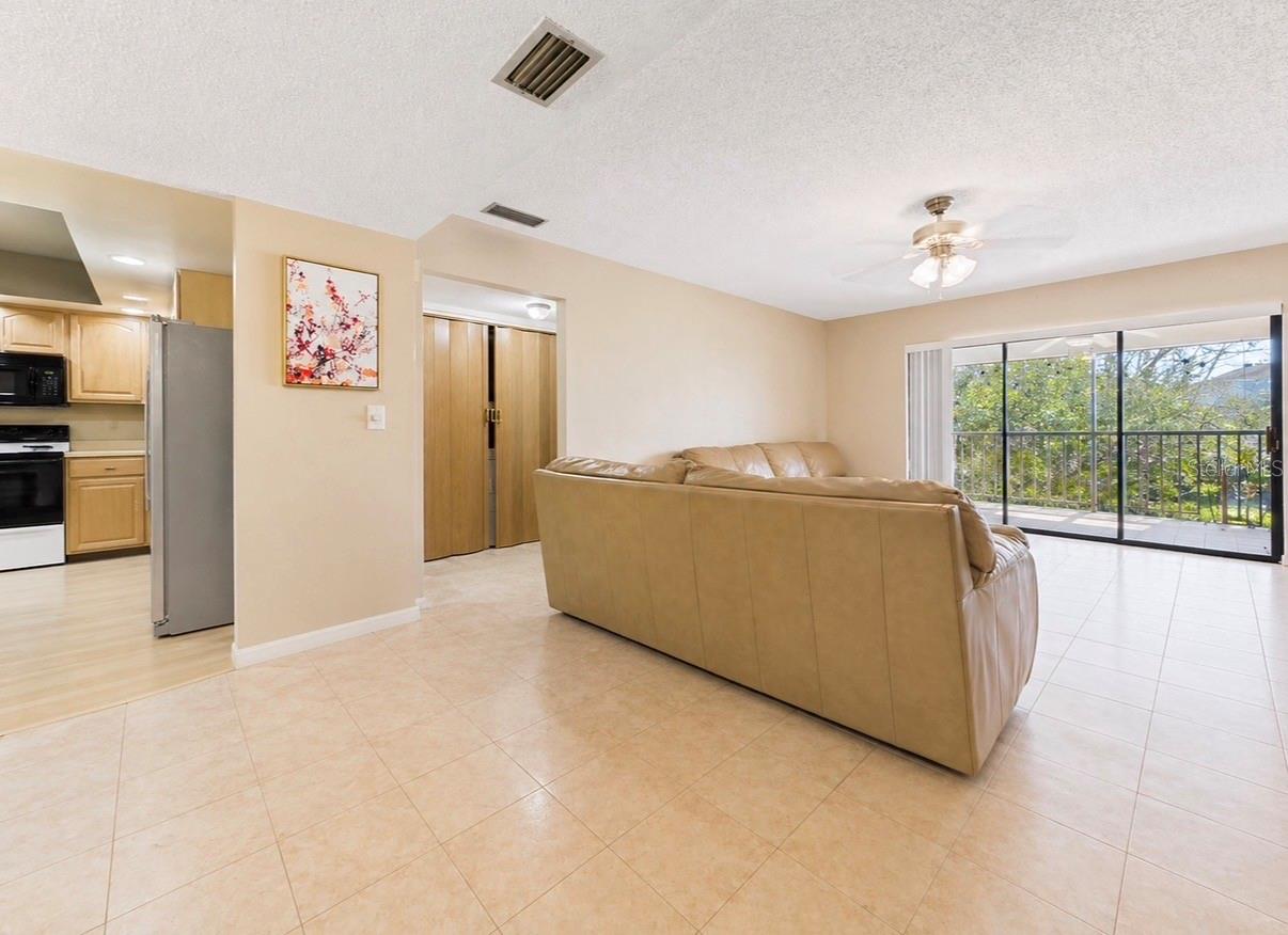 BORDEAUX VILLAGE - Residential Lease
