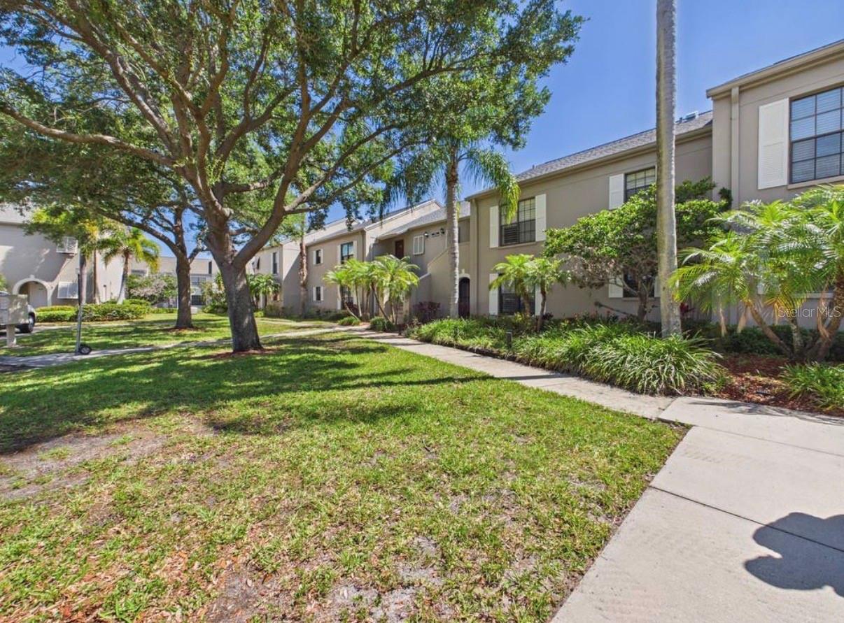 BORDEAUX VILLAGE - Residential Lease