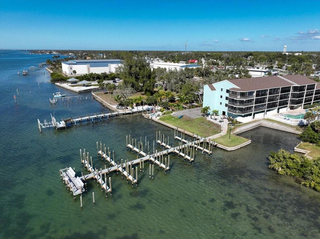 Photo of 53 W Bay Heights Avenue #205, Englewood, FL 34223 (MLS # D6145537)