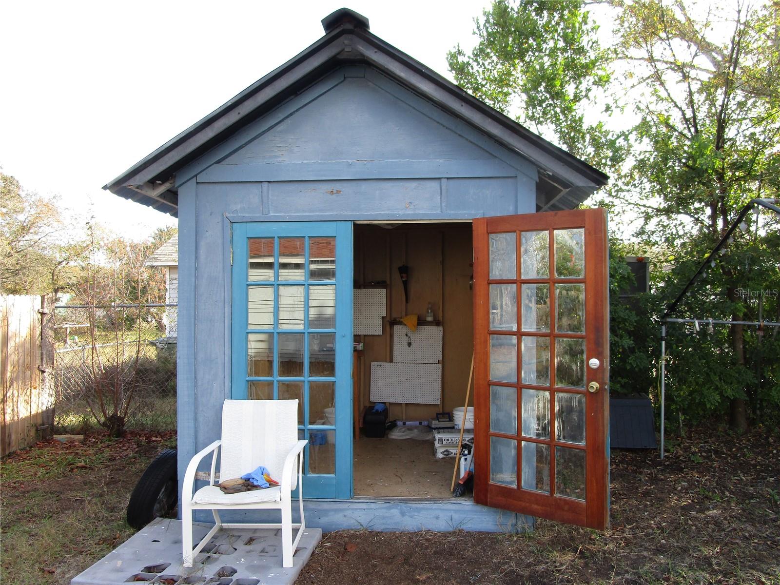 LEISURE HILLS - Residential