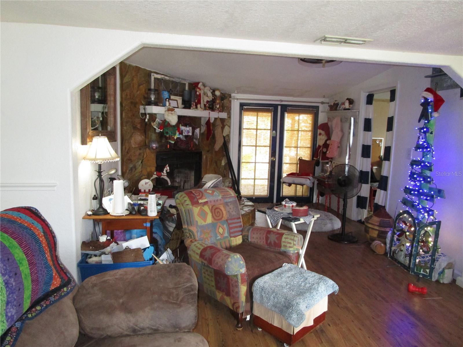 LEISURE HILLS - Residential