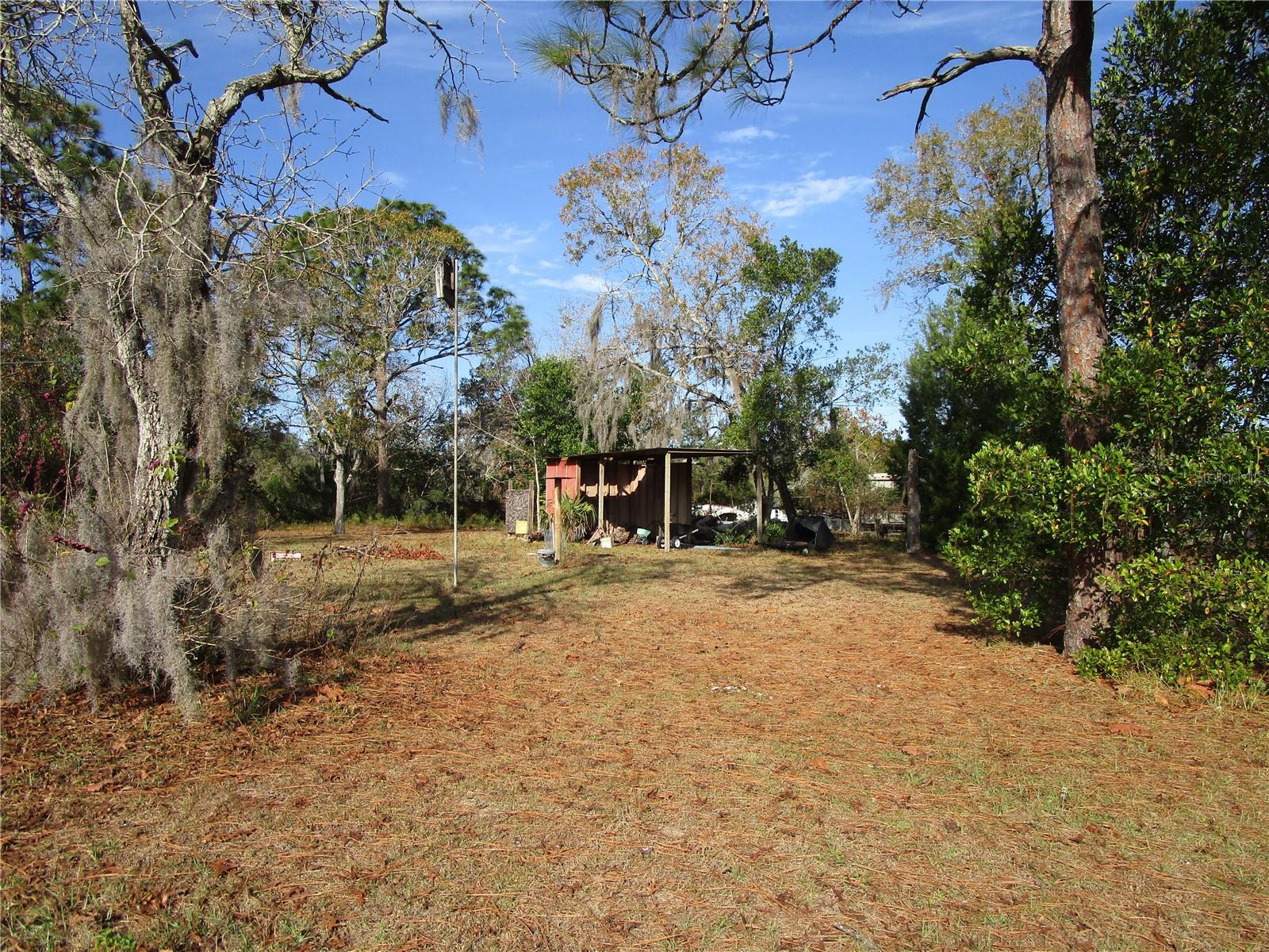 LEISURE HILLS - Residential