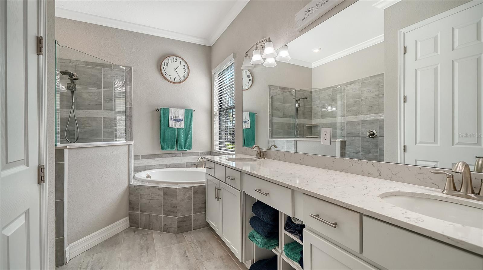 COUNTRY CLUB EAST AT LAKEWOOD RANCH - Residential