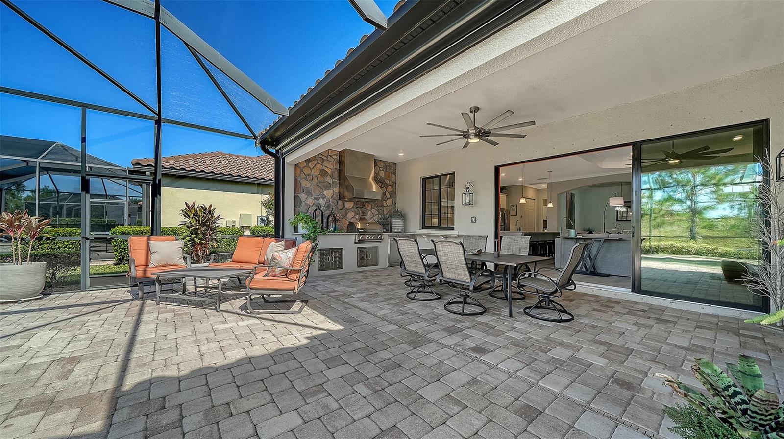 COUNTRY CLUB EAST AT LAKEWOOD RANCH - Residential